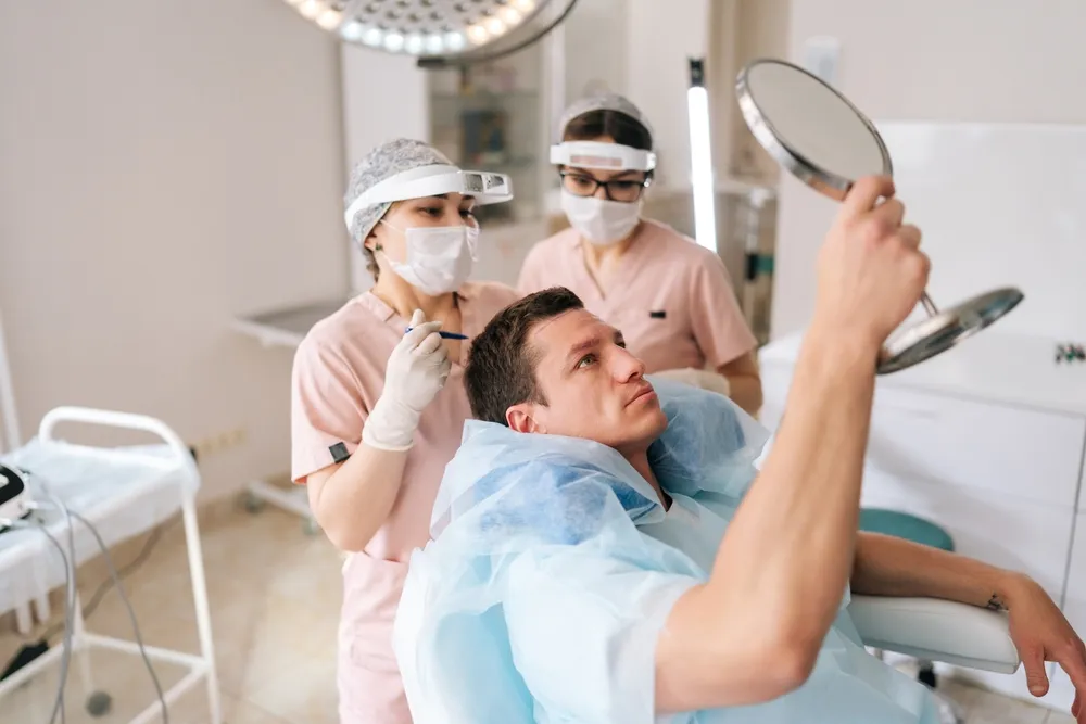 What Are the Top 10 Questions Every Patient Must Ask Their Hair Transplant Clinic?