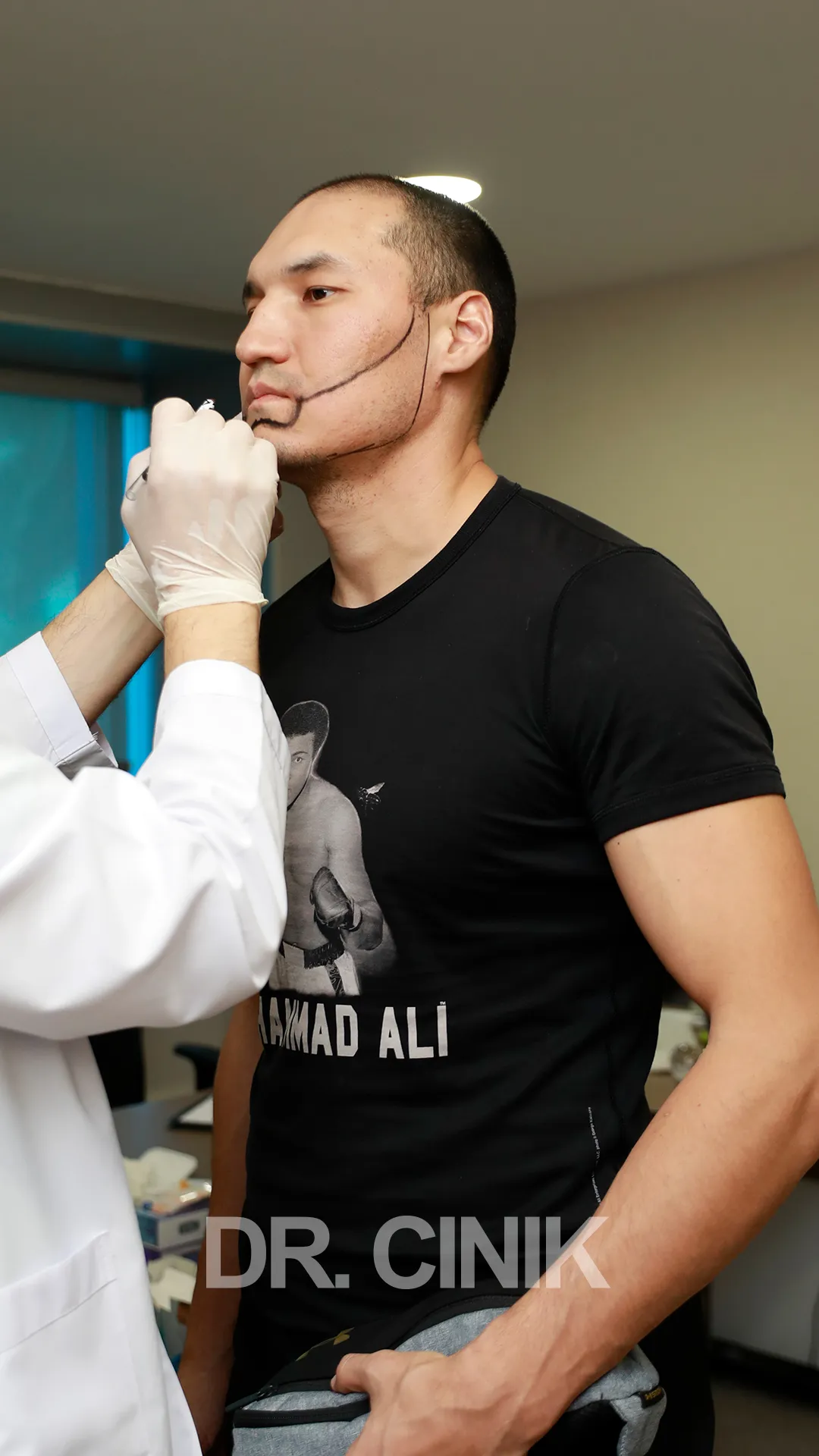 Dr. Cinik Clinic 12